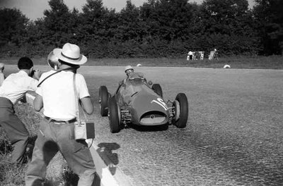 WHAT THE REVIEWERS SAY: FORMULA 1 CAR BY CAR 1950-59